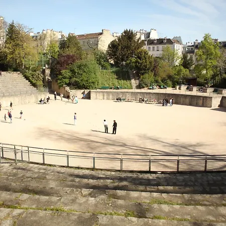 Rue Lacepede 아파트