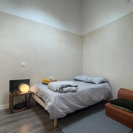 Rue Lacepede 아파트